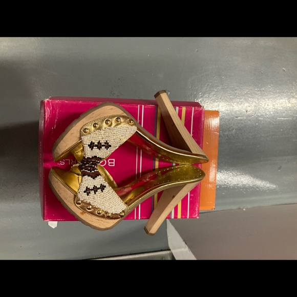 BCBGirls Sandals - Picture 4 of 9